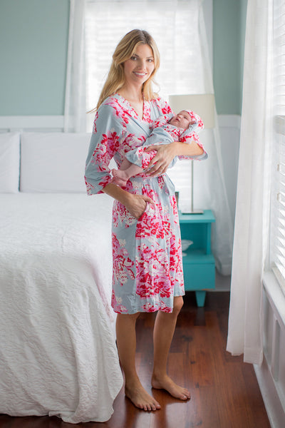 Mae Pregnancy/Postpartum Robe & Matching Swaddle Blanket & Hat Set