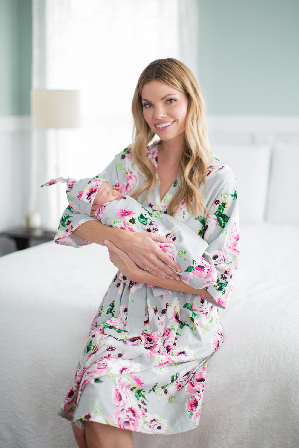 Olivia Pregnancy/Postpartum Robe & Swaddle Blanket Set