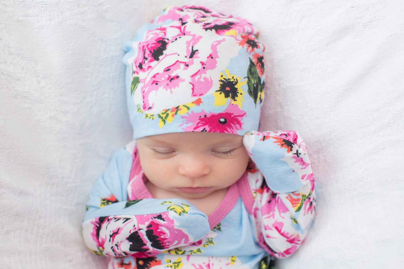 Isla Baby Receiving Gown & Hat Set