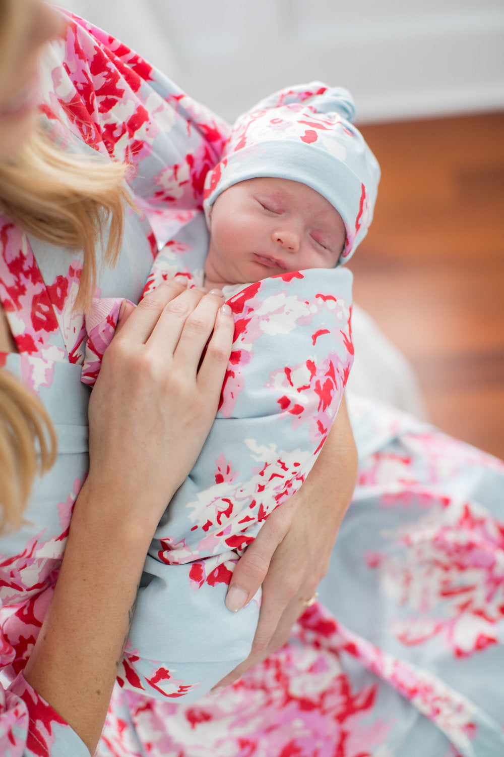Mae Pregnancy/Postpartum Robe & Matching Swaddle Blanket & Hat Set