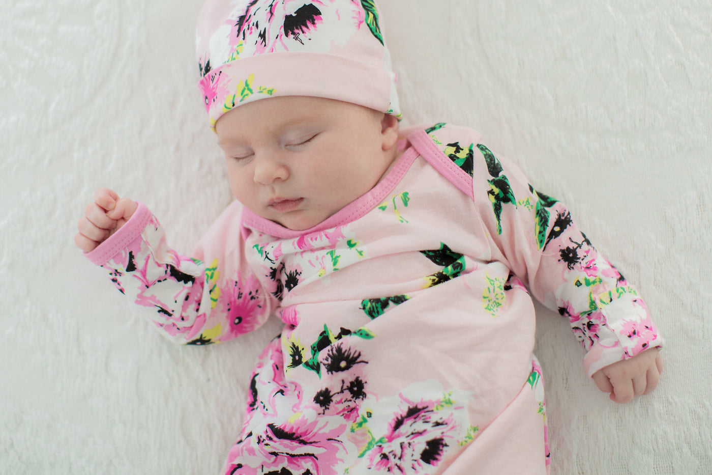 Amelia Floral Baby Coming Home Outfit and Matching Newborn Hat