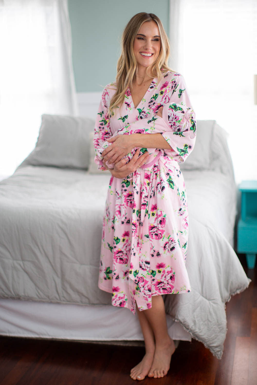 Amelia Pregnancy/Postpartum Robe & Swaddle Blanket Set