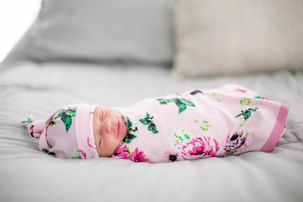 Amelia Swaddle Blanket & Newborn Hat Set