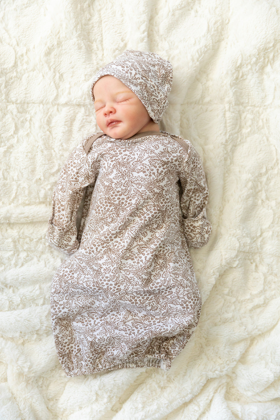 Brooklyn Newborn Receiving Gown & Hat Set