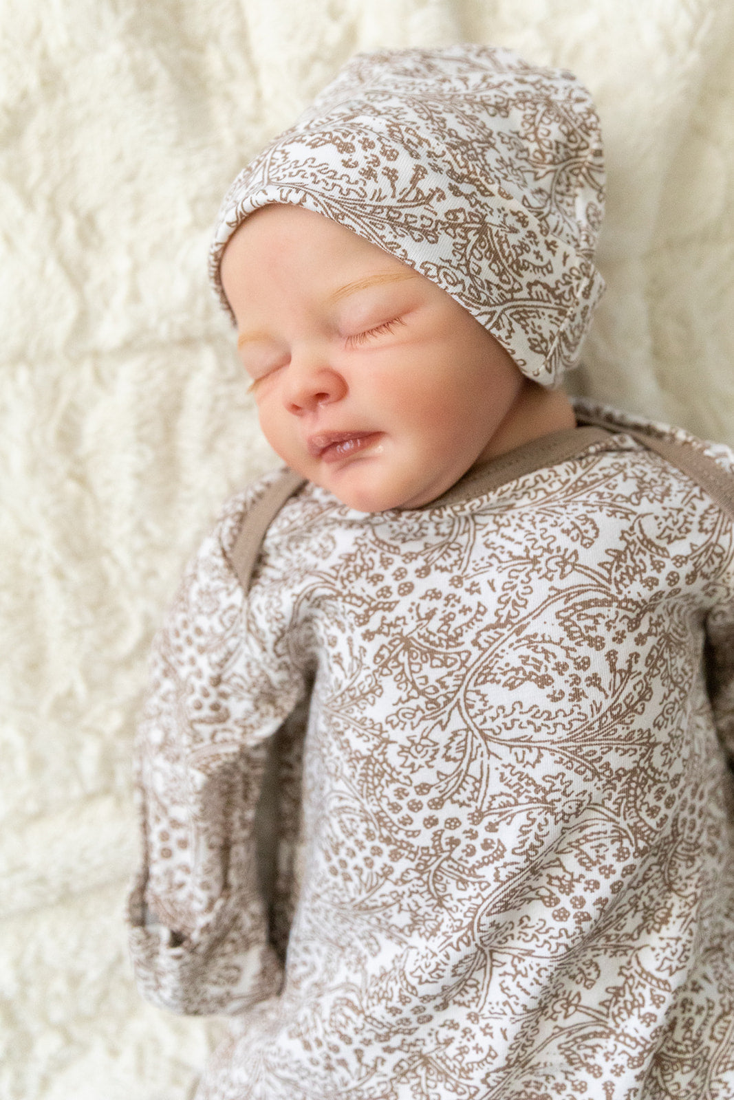 Brooklyn Newborn Receiving Gown & Hat Set