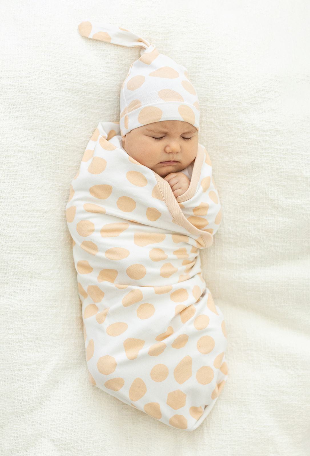 Eden Swaddle Blanket & Matching Newborn Hat Set