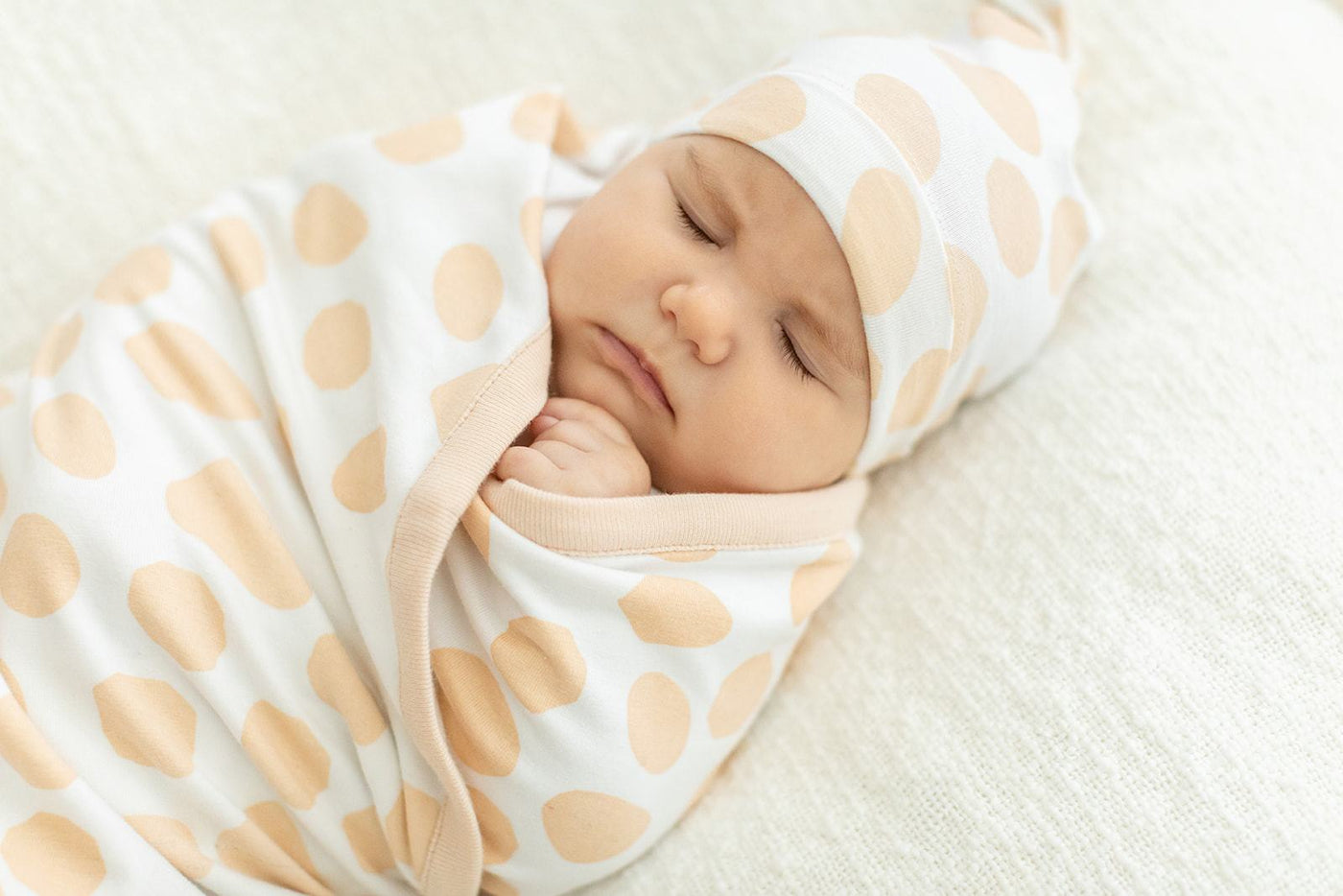 Eden Swaddle Blanket & Matching Newborn Hat Set