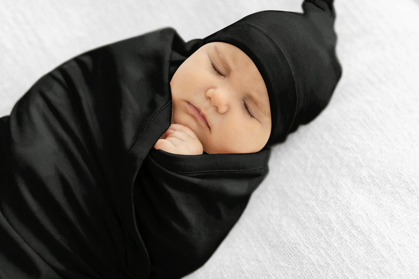 Black Solid Swaddle Blanket & Matching Newborn Hat Set