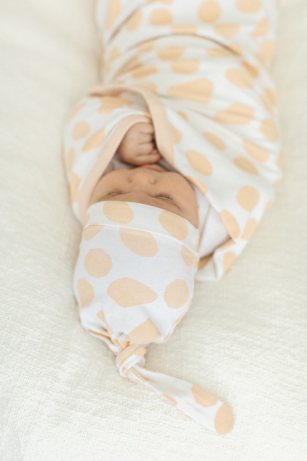 Eden Swaddle Blanket & Matching Newborn Hat Set