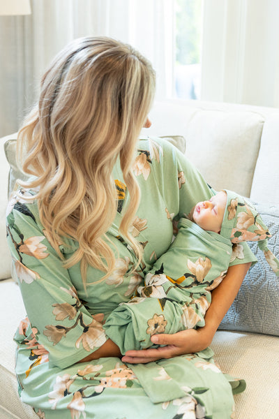 Gia Pregnancy/Postpartum Robe & Matching Swaddle & Dad T-Shirt