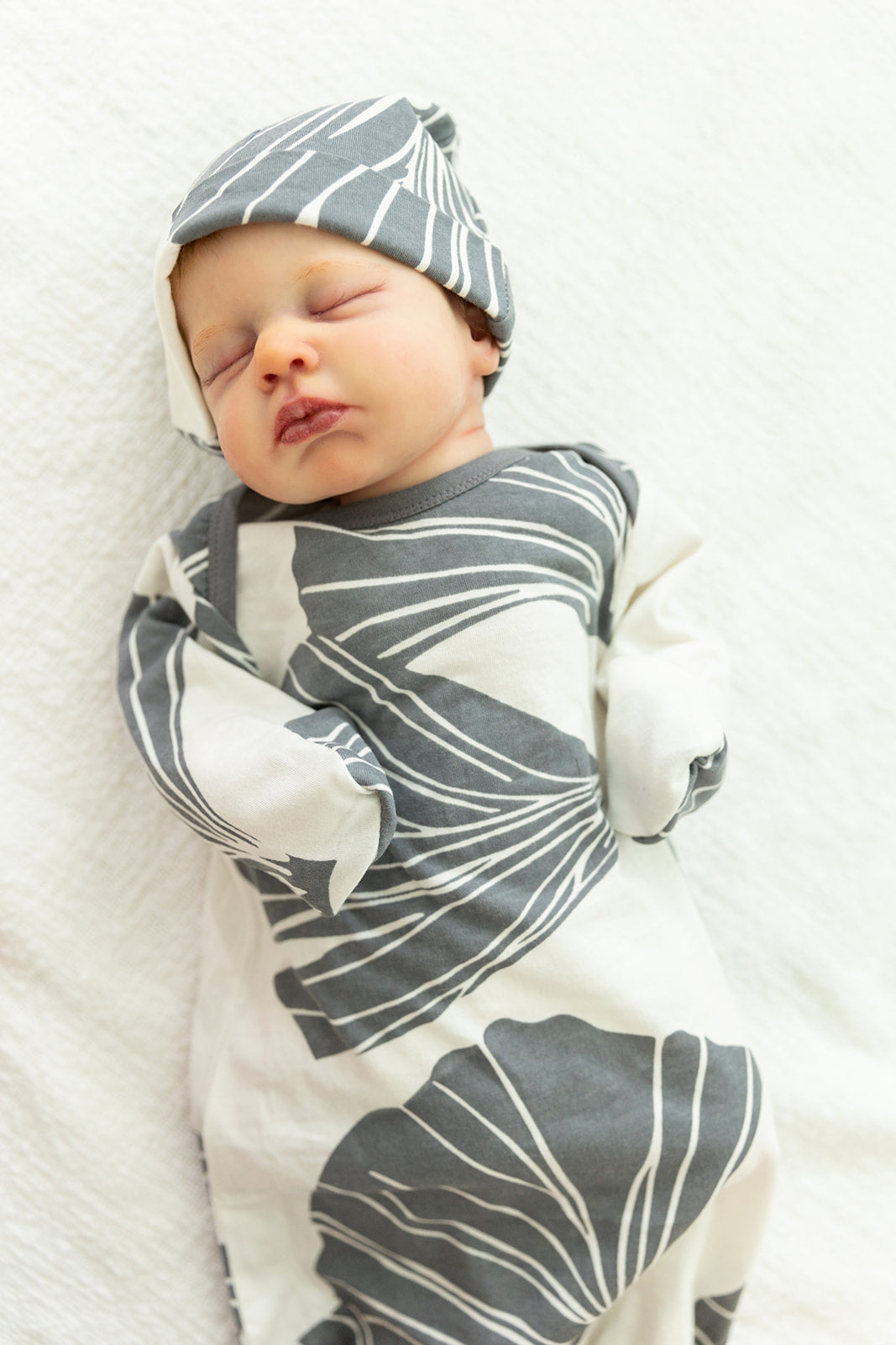 Audrey Pregnancy/Postpartum Robe & Baby Gown & Hat Set