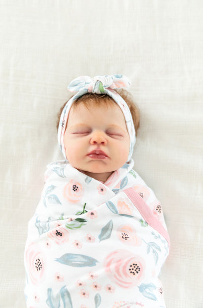 Black Pregnancy/Postpartum Robe & Ivy Swaddle Blanket & Headband Set