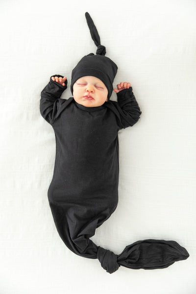 Ivy Pregnancy/Postpartum Robe & Black Knotted Baby Gown Set