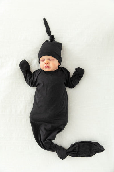 Ivy Pregnancy/Postpartum Robe & Black Knotted Baby Gown Set