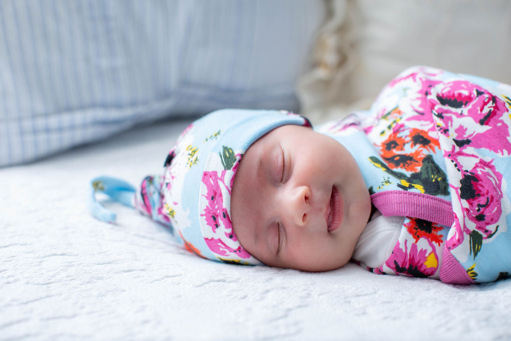 Isla Maternity Nursing Pajamas & Swaddle Blanket Set