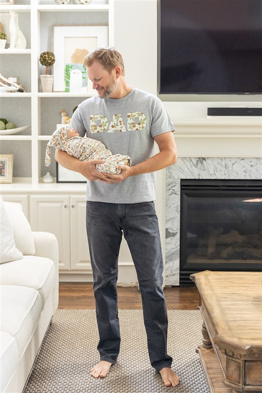 Aspen Pregnancy/Postpartum Robe & Swaddle & Dad T Shirt