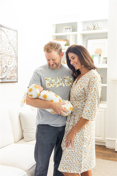 Aspen Pregnancy/Postpartum Robe & Sunshine Swaddle & Dad T Shirt