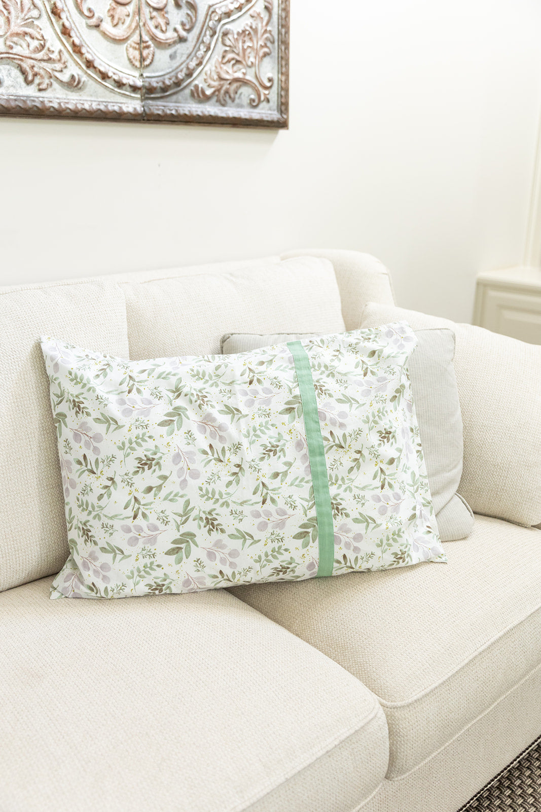 pillowcase, bed clothing, hospital patient bedding 
