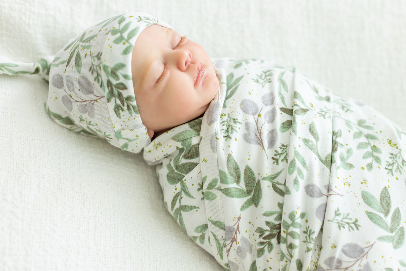 Morgan Swaddle Blanket & Matching Newborn Hat Set