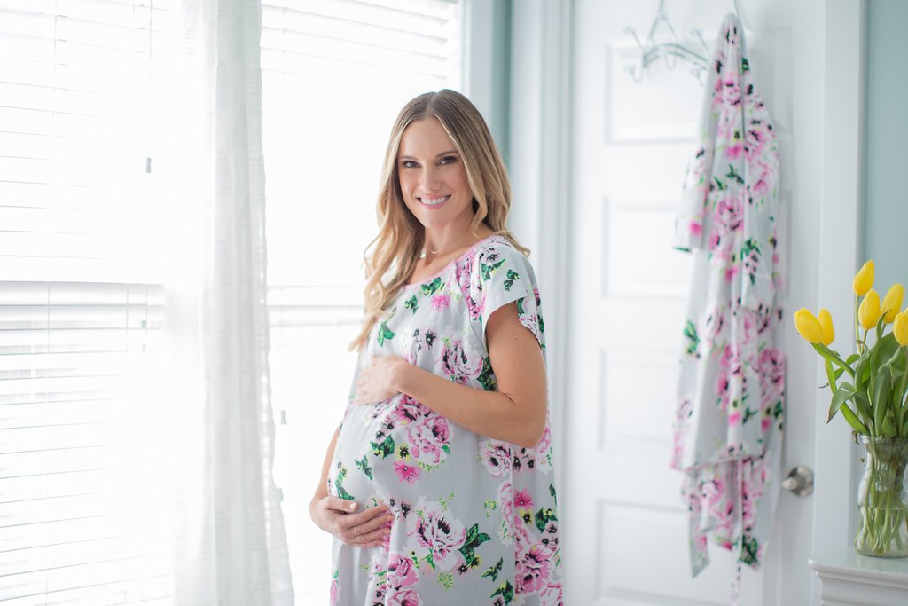 Olivia Floral Pregnancy/Postpartum Hospital Gown Gownie & Delivery Robe Set