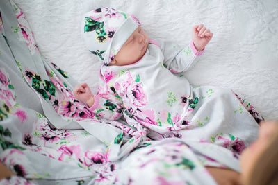 Olivia Pregnancy/Postpartum Robe & Baby Receiving Gown Set