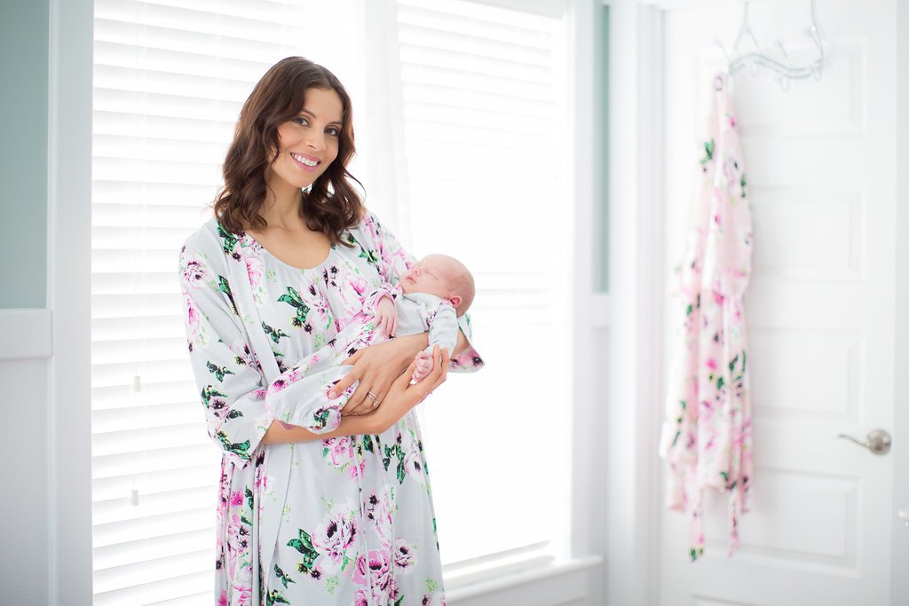 Olivia Pregnancy/Postpartum Robe & Baby Receiving Gown Set
