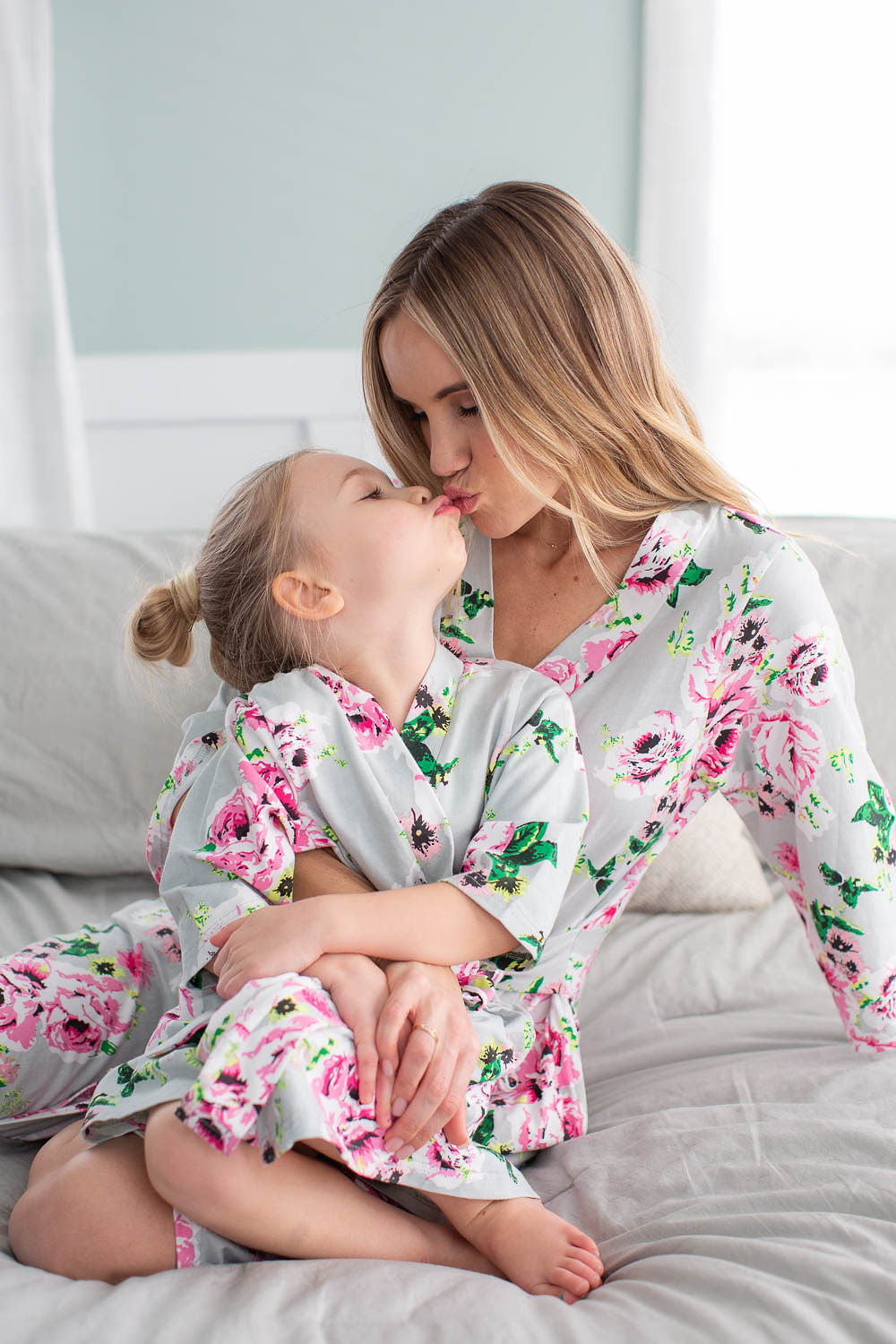 Olivia Mom Pregnancy/Postpartum & Daughter Robe Set