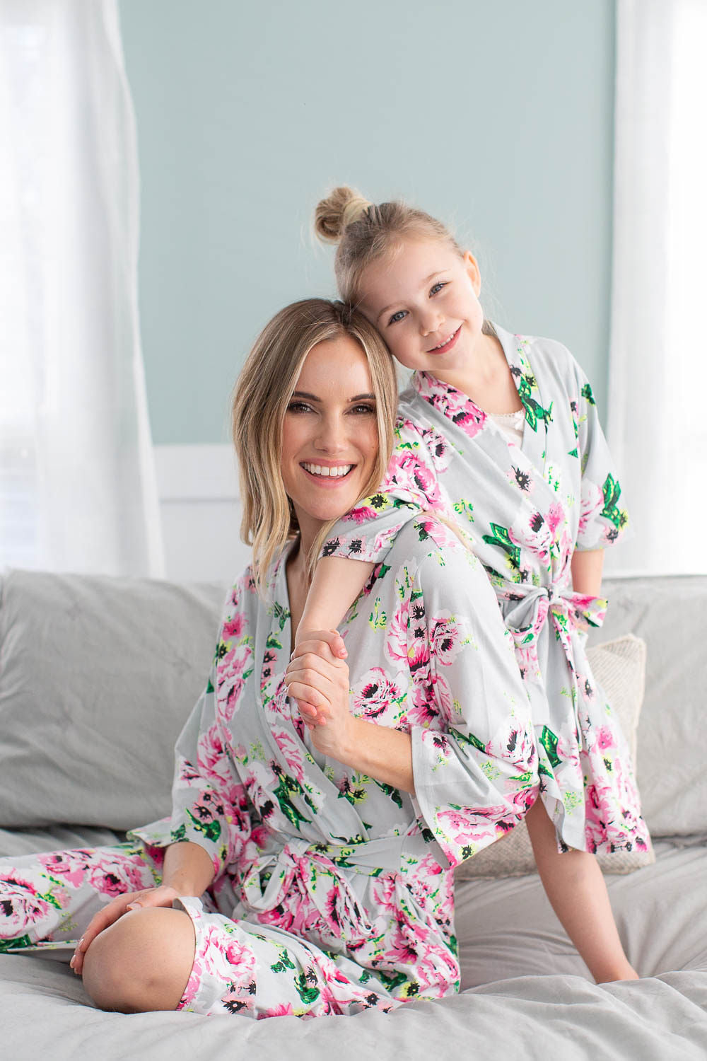 Olivia Mom Pregnancy/Postpartum & Daughter Robe Set