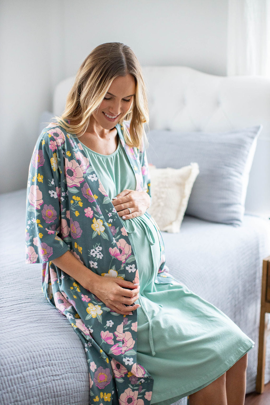 Charlotte Pregnancy/Postpartum Robe & Sage Labor Gown