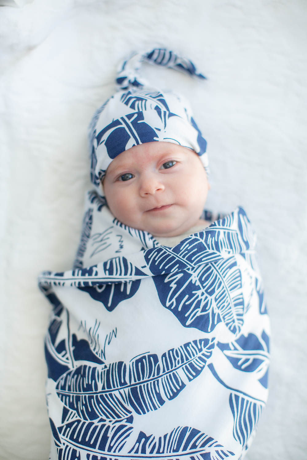 Serra Navy Blue White Swaddle Blanket Newborn Hat Set Gownies
